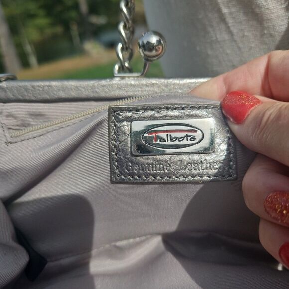 Talbots Metallic Grey Pewter shoulder bag chain strap pebbled leather kisslock - Picture 4 of 11